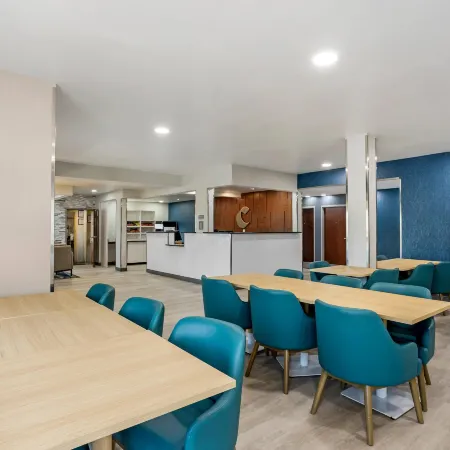 Comfort Inn & Suites Harrisburg-Hershey North