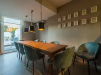 Gallery Townhouse & Apartments