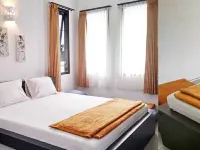 The Alit Hotels in Pacet
