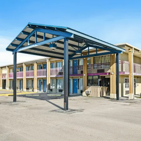 Luxury Inn By Hotel O Hattiesburg, MS