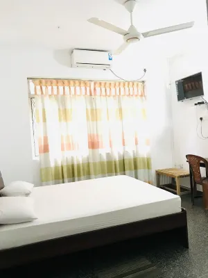 Hotel Ameliya - 2-Star