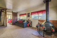 Gonzalez Cabin - 2-Star
