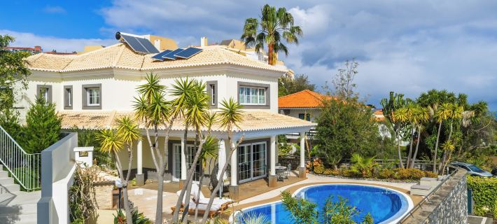 Villa Minimalista by HRM Ξενοδοχεία στην πόλη Canico