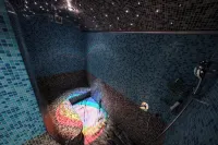 Maiden Water Resort - Hot Tub