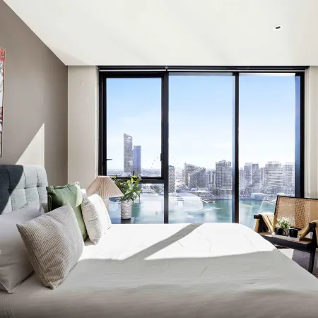 Harbour View 2BR Docklands Apt Near Marvel Stadium