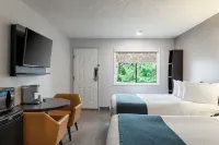 Motel 6 Saanichton, BC - Victoria Airport - 2-Star