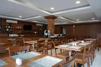 Favor Hotel Pekanbaru City Center のホテル