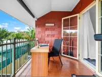 Bright Cozy Apartment Central - Modern Hotels in Millner