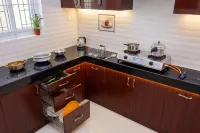 Jr Service Apartment Hotel