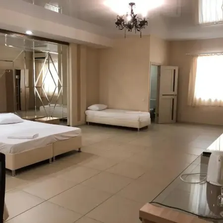 Victoria Hotel