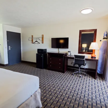 SilverStone Inn North Spokane