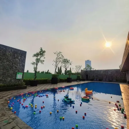 Whiz Prime Hotel Kelapa Gading