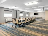 Super 8 by Wyndham Perham Hotels in Perham