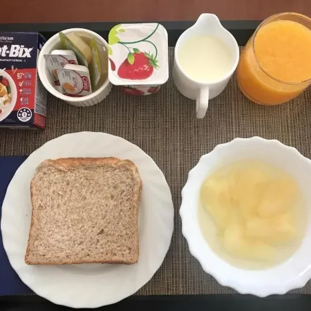 Tudor Lodge Motel Отели в г. Нельсон