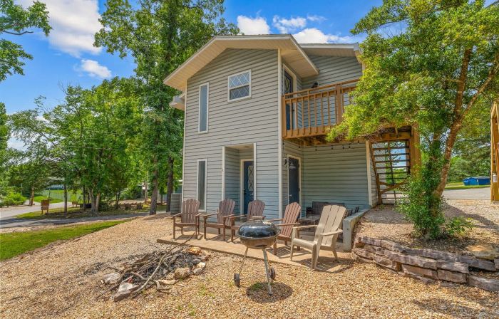 Tranquil Woods Retreat Branson