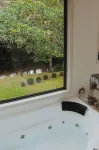 Tranquil Getaways on Obi Maleny - Hot Tub