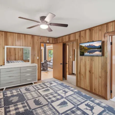 Sharp Top Mountain Retreat