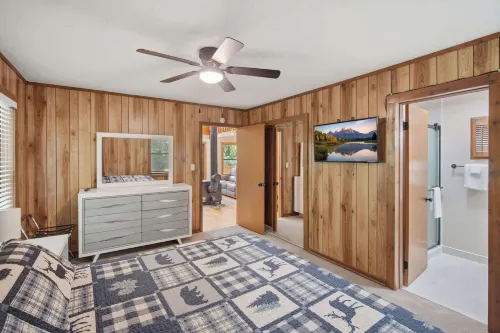 Sharp Top Mountain Retreat - 3-Star