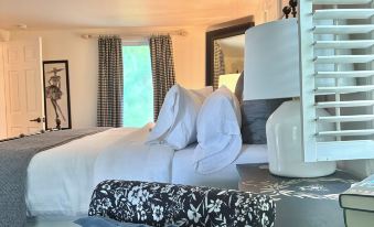 Plantation House Bed & Breakfast