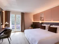 Golden Tulip Hotel de Medici Hotels near Sint-Jozef