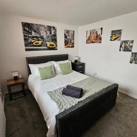 Luxury Home Stay With Privacy and Pet Friendly