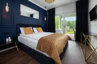 Large Holiday Home, Swimming Pool, Sauna, Jacuzzi - Boutique