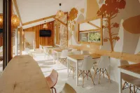 Adishatz Motel - breakfast