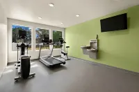 Woodspring Suites Pensacola West - 2-Star