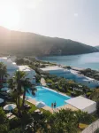 Lichnos Beach Hotel & Suites - Pools