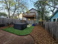 The Rosewood Retreat 6BR s Hottub Dogfriendly - Homestays