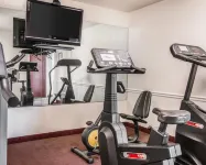 Quality Inn - Gym