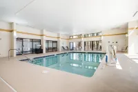 Hampton Inn North Myrtle Beach-Harbourgate - 2-Star