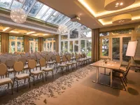 Hotel Interlaken - Khách sạn giá rẻ