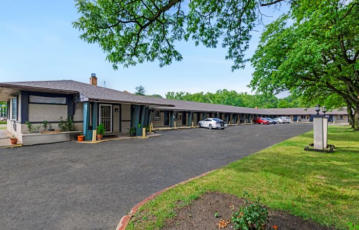 Red Carpet Inn Garfield Heights