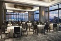 Element Miami Brickell - Rooftop Pools