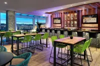 Lexington Marriott City Center - 5-Star
