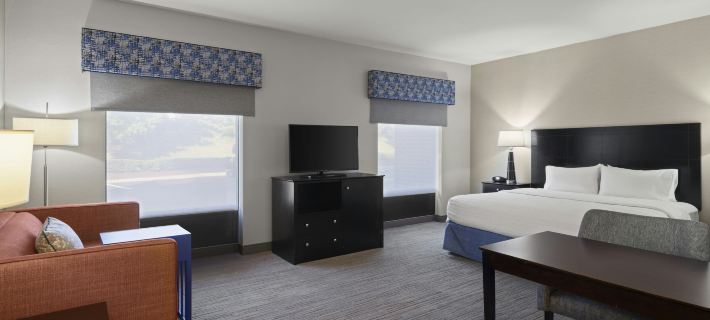 Hampton Inn & Suites Arundel Mills/Baltimore Hotels in Howard County