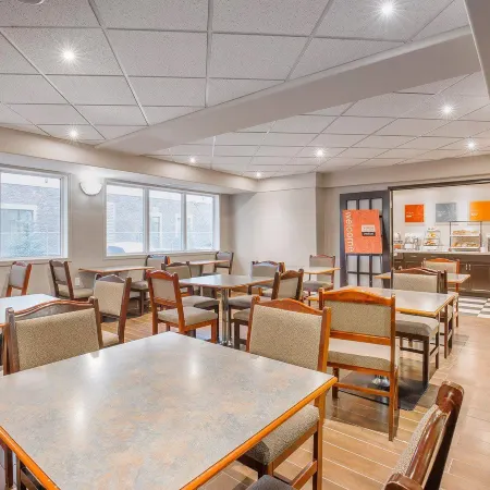 Comfort Inn & Suites University