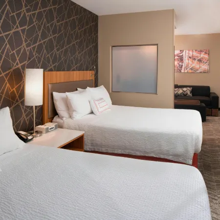 SpringHill Suites St. Louis Airport/Earth City