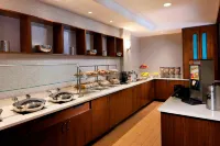 SpringHill Suites by Marriott Newark International Airport - petit déjeuner