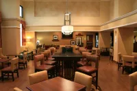Hampton Inn & Suites Springfield-Southwest - 2-Star
