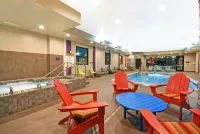 Home2 Suites by Hilton Beloit - parking