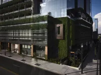 1 Hotel Nashville Hotels near The Gulch