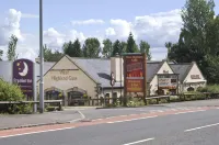 Premier Inn Glasgow (Milngavie) - parking