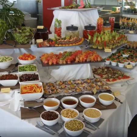 Isa Hotel