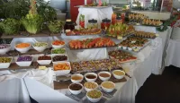 Isa Hotel - breakfast