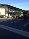 Luxury Inn - parking