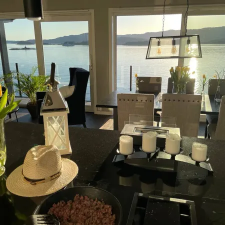Sea house with private dock near Bergen & Flesland