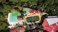 El Tucano Resort & Thermal Spa - ที่มีสระว่ายน้ำ