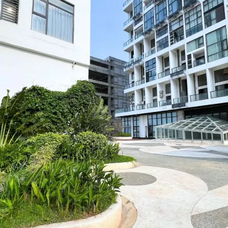 HuanYu Residence Service by Soben Homes
